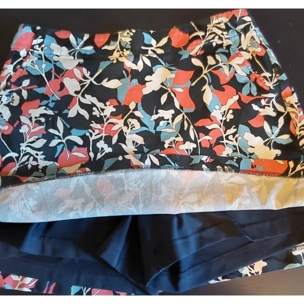 Women's Lady Hagen Skort Skirt, Size 8, Blues, Coral & White‎